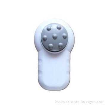 Handheld Electric Mini Massager powered by baterry relax te